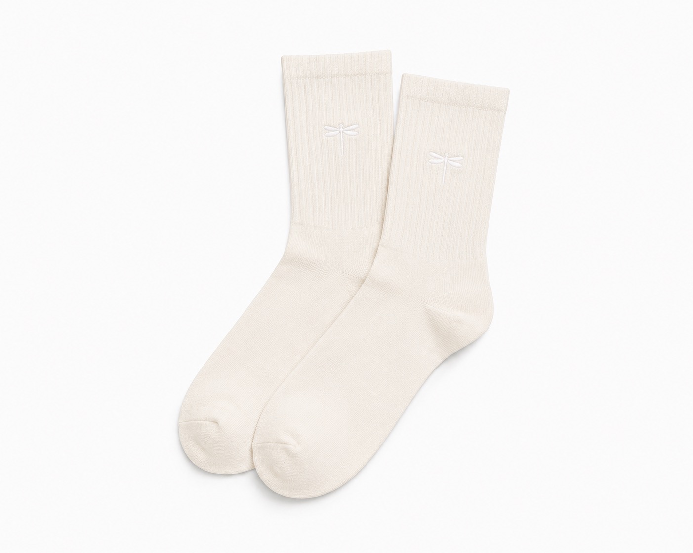 Grounding Socks in white